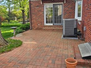 809 Enderby Drive, Alexandria VA 22302