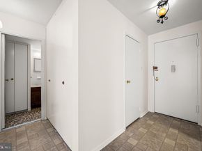 1901 John F Kennedy Boulevard 913, Philadelphia PA 19103