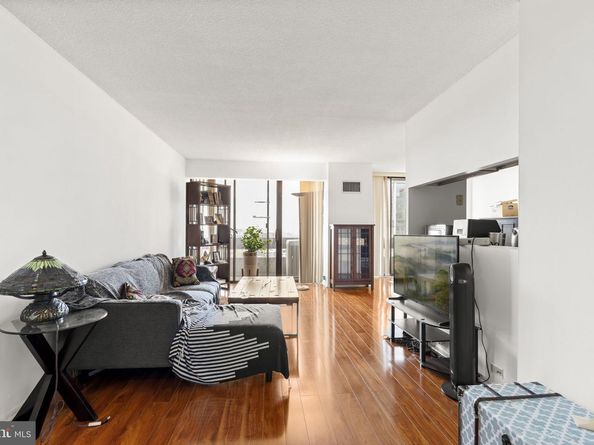 1326 Spruce Street 2308, Philadelphia PA 19107