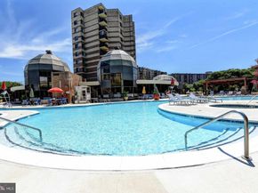 8370 Greensboro Drive 107, Mclean VA 22102