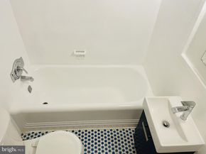 1518 Isherwood Street NE, Washington DC 20002