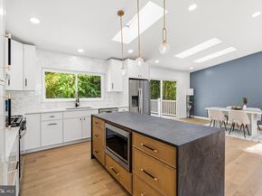 203 Audreys Court SE, Vienna VA 22180