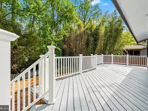 203 Audreys Court SE, Vienna VA 22180