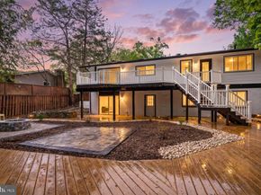 203 Audreys Court SE, Vienna VA 22180