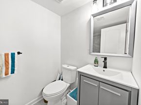 510 Poplar Street, Philadelphia PA 19123