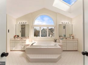 18 Dartmouth Lane, Richboro PA 18954