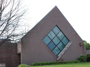 1521 Spring Gate Drive 10211, Mclean VA 22102
