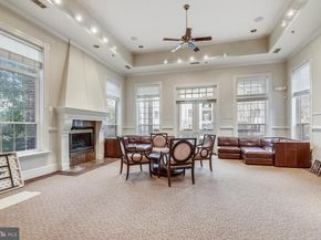 1521 Spring Gate Drive 10211, Mclean VA 22102