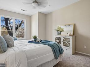 1521 Spring Gate Drive 10211, Mclean VA 22102