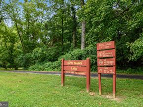 1521 Spring Gate Drive 10211, Mclean VA 22102