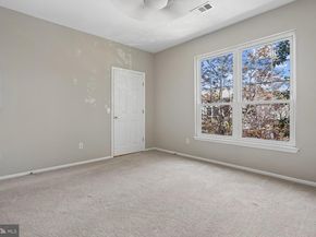 1521 Spring Gate Drive 10211, Mclean VA 22102