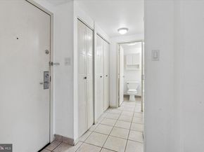 2001 Hamilton Street 420, Philadelphia PA 19130