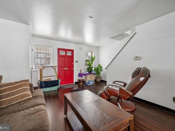 3314 N Bailey Street, Philadelphia PA 19129