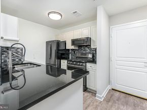 5573 Seminary Road 115, Falls Church VA 22041