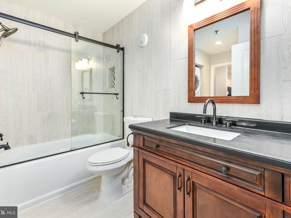 5573 Seminary Road 115, Falls Church VA 22041