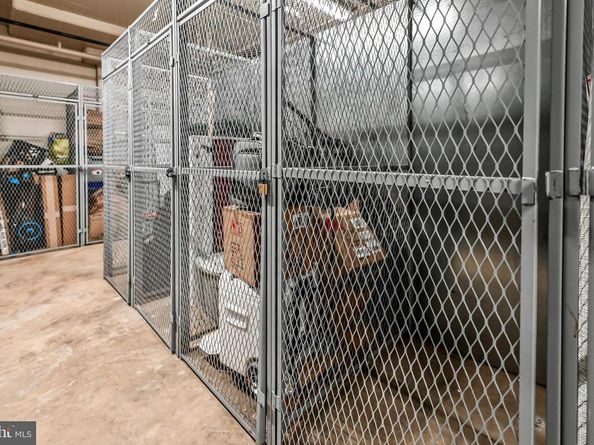 5573 Seminary Road 115, Falls Church VA 22041