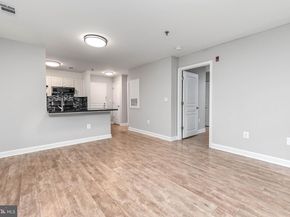 5573 Seminary Road 115, Falls Church VA 22041