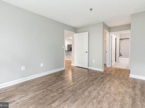 5573 Seminary Road 115, Falls Church VA 22041