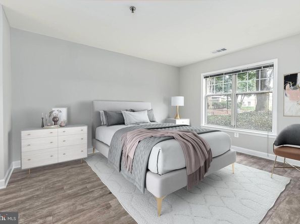 5573 Seminary Road 115, Falls Church VA 22041