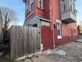925 W Seltzer Street, Philadelphia PA 19133