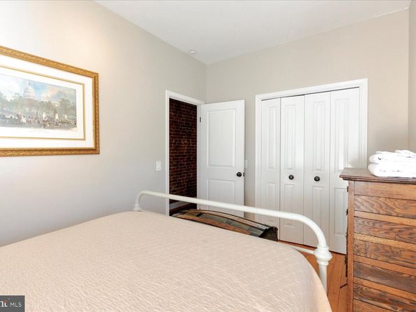 1118 F Street NE, Washington DC 20002