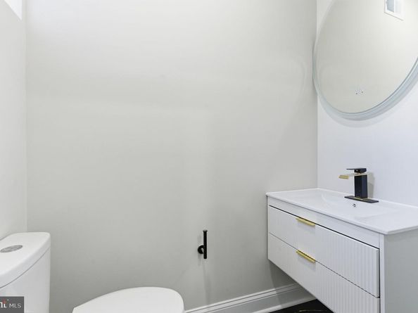 2248 S Darien Street, Philadelphia PA 19148