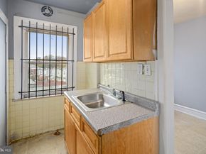 4915 Wissahickon Avenue, Philadelphia PA 19144