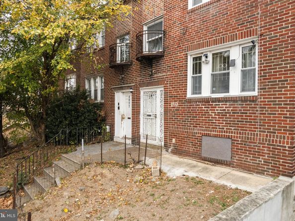 4915 Wissahickon Avenue, Philadelphia PA 19144