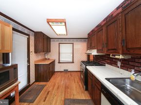 4032 Fairway Road, Lafayette Hill PA 19444