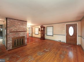 4032 Fairway Road, Lafayette Hill PA 19444