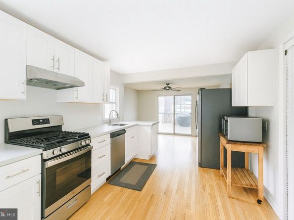 4032 Fairway Road, Lafayette Hill PA 19444