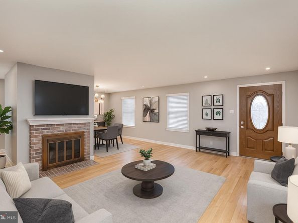 4032 Fairway Road, Lafayette Hill PA 19444