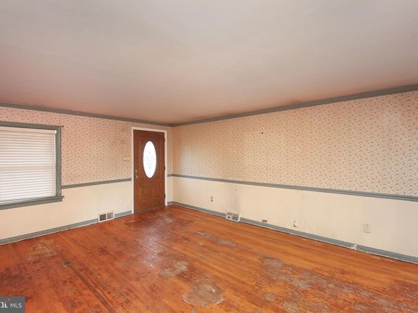 4032 Fairway Road, Lafayette Hill PA 19444