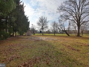 4032 Fairway Road, Lafayette Hill PA 19444