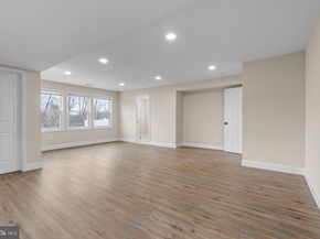 64 Vividleaf Lane, Levittown PA 19054