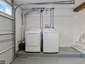 64 Vividleaf Lane, Levittown PA 19054