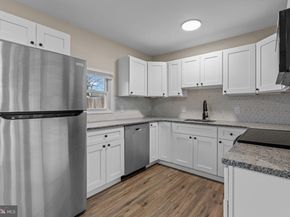 64 Vividleaf Lane, Levittown PA 19054