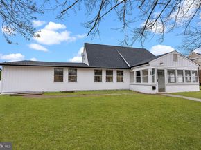 64 Vividleaf Lane, Levittown PA 19054