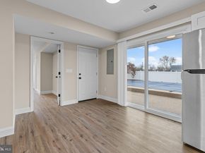 64 Vividleaf Lane, Levittown PA 19054