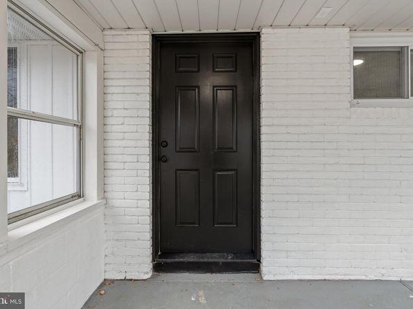 64 Vividleaf Lane, Levittown PA 19054