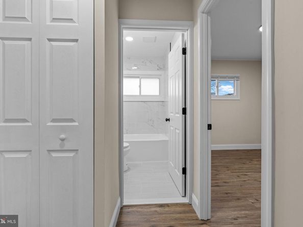 64 Vividleaf Lane, Levittown PA 19054