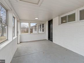 64 Vividleaf Lane, Levittown PA 19054