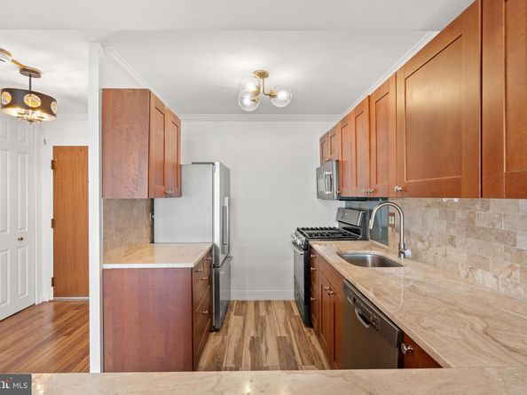 730 24TH Street NW 503, Washington DC 20037