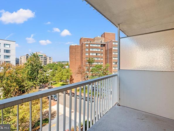 730 24TH Street NW 503, Washington DC 20037
