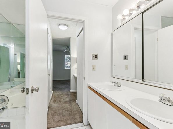 413 Shawmont Avenue A, Philadelphia PA 19128