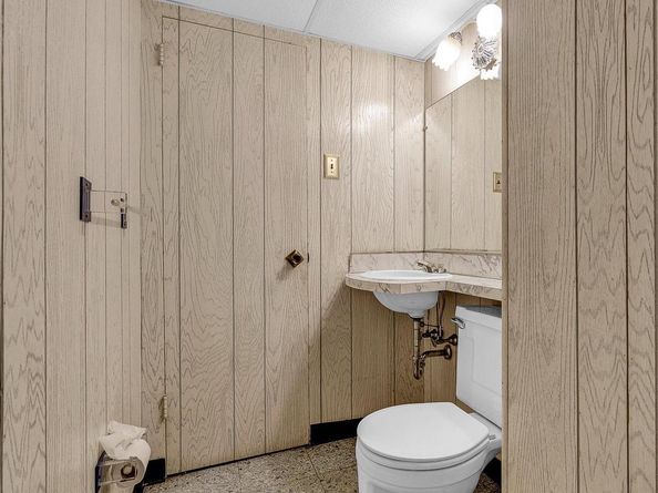 8305 Strahle Place, Philadelphia PA 19111