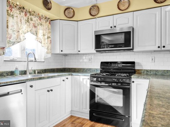 8305 Strahle Place, Philadelphia PA 19111