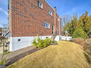 8305 Strahle Place, Philadelphia PA 19111