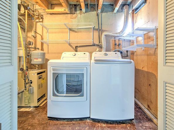 8305 Strahle Place, Philadelphia PA 19111