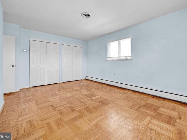 8305 Strahle Place, Philadelphia PA 19111